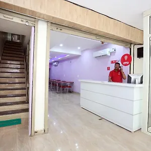 Oyo The Platinum 3*, Zirakpur India